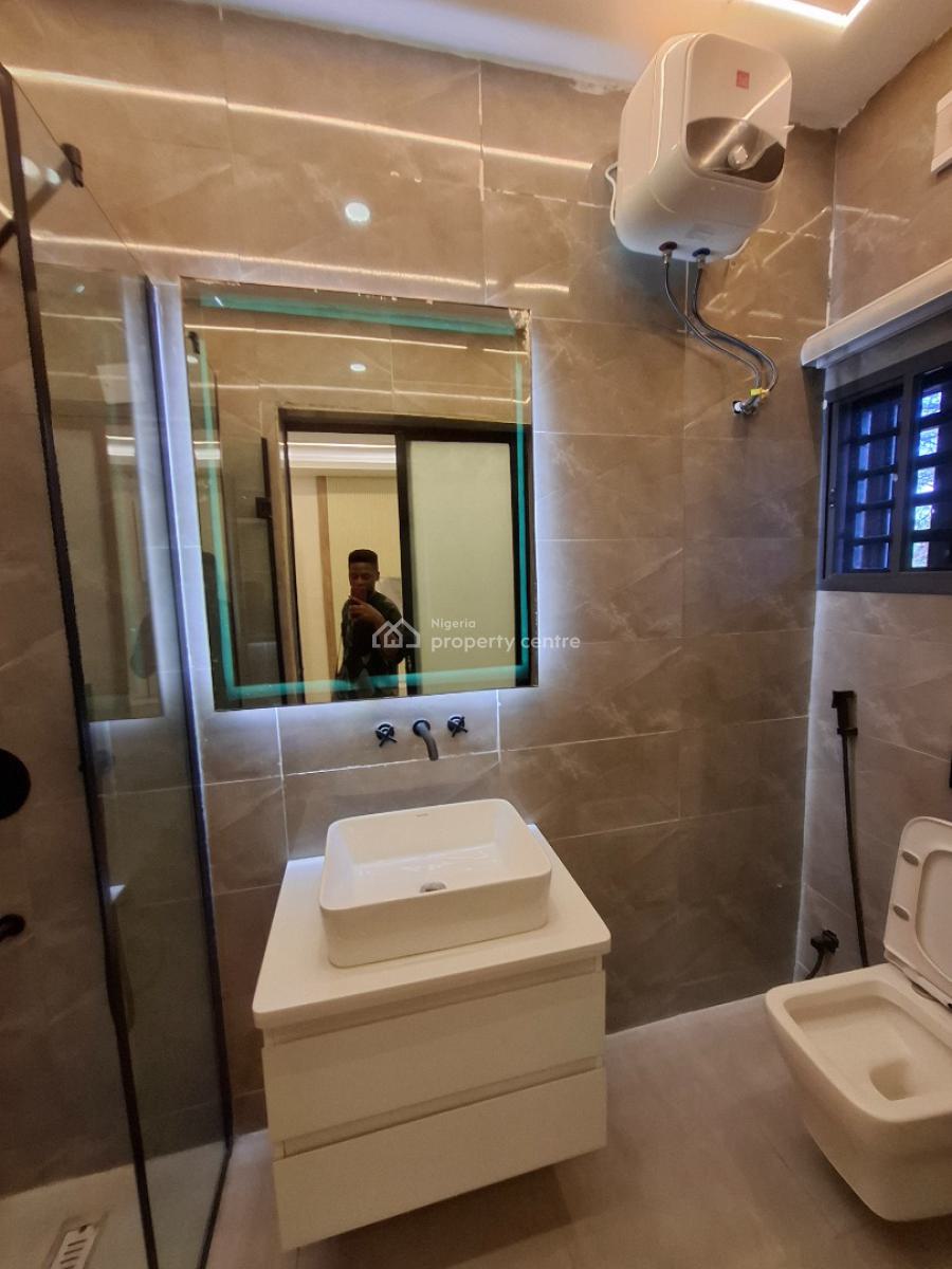 Standard and Furnished 3 Bedroom Apartment, Maitama District, Abuja, Flat / Apartment for Rent