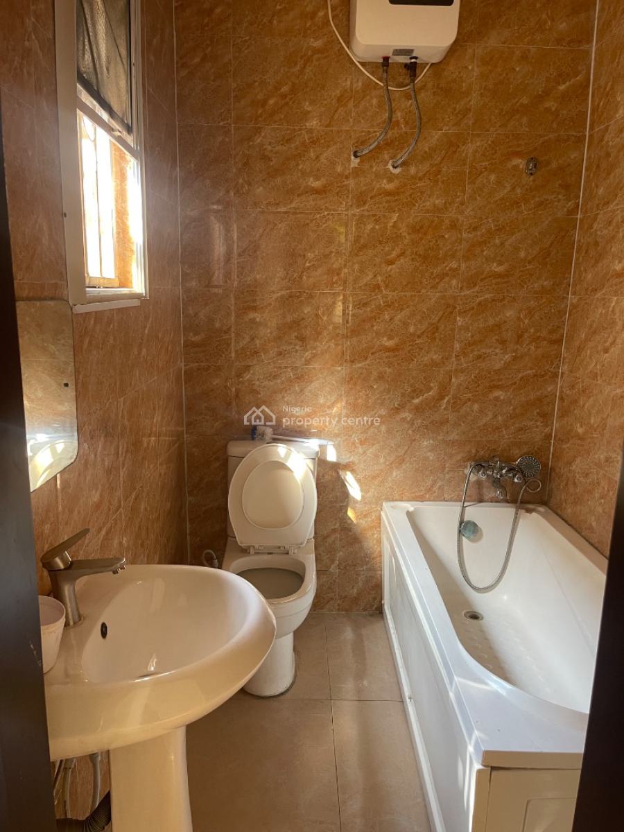 Beautiful and Spacious 5 Bedroom Fully Detached Duplex with Bq, Bera Estate, Chevron, Lekki, Lagos, Detached Duplex for Rent