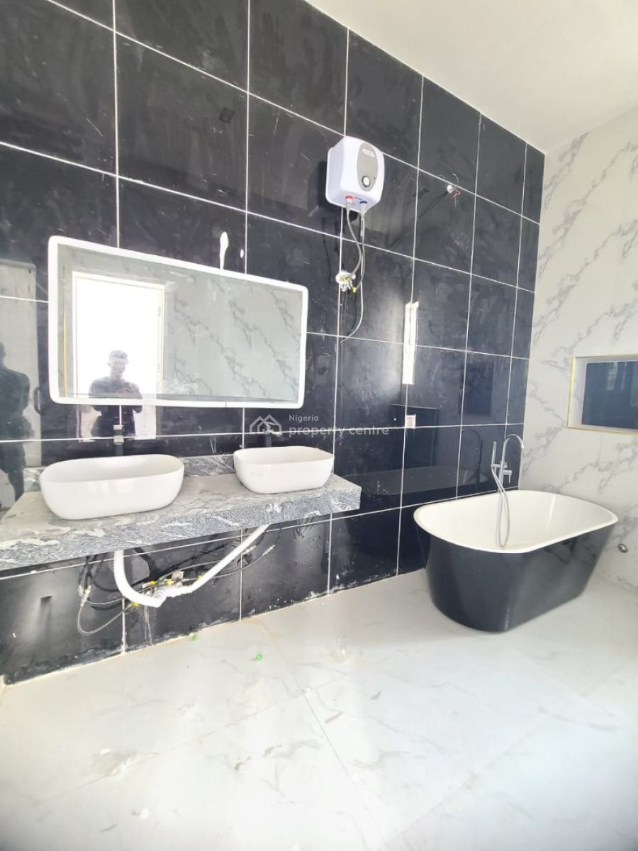 Standard 5 Bedroom Detached Duplex, Ikota Gra, Lekki, Lagos, House for Sale