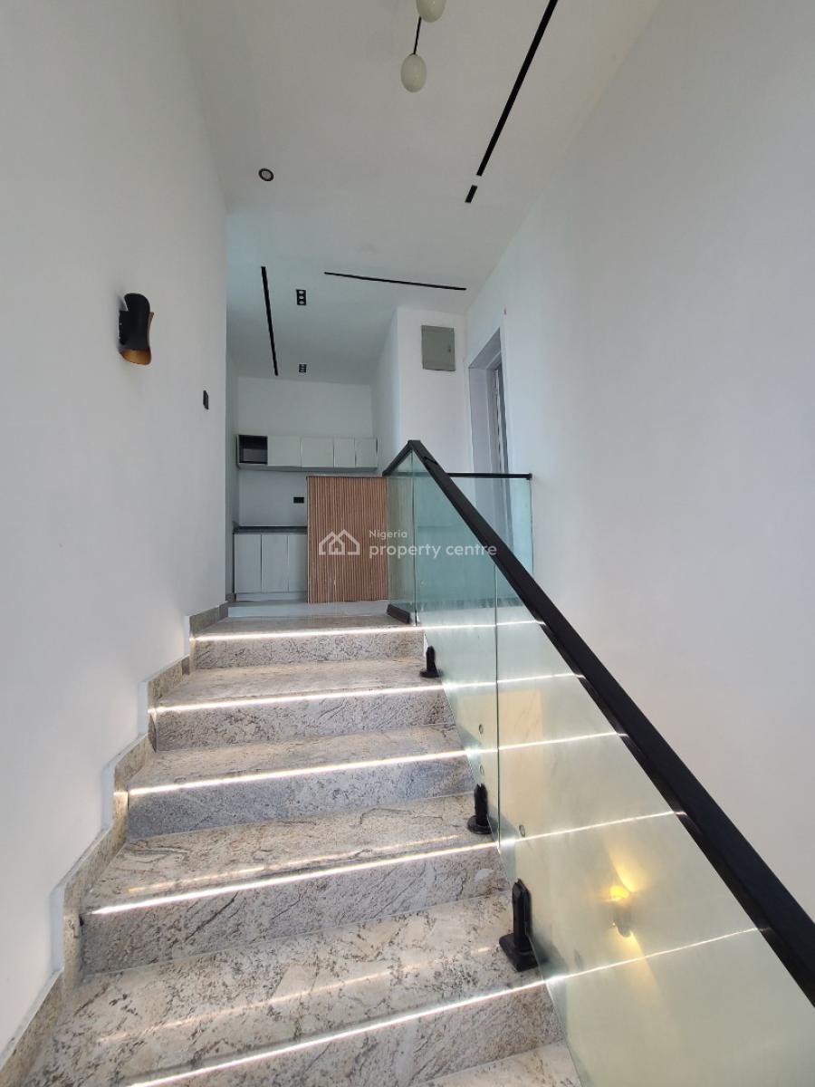 Luxury 5 Bedroom Mansion on 3floors, Lekki County Home Megamond Estate, Lekki, Lagos, Detached Duplex for Sale