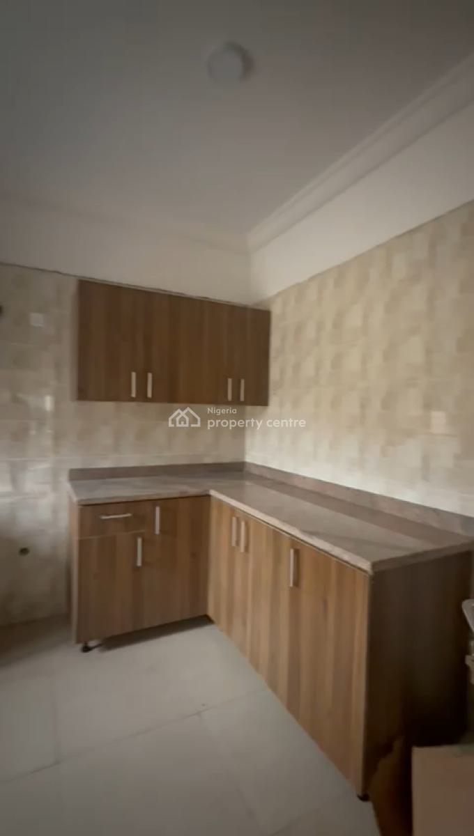 Lovely  2-bedroom Duplex, Off Adeniran Ogunsanya, Surulere, Lagos, Detached Duplex for Rent