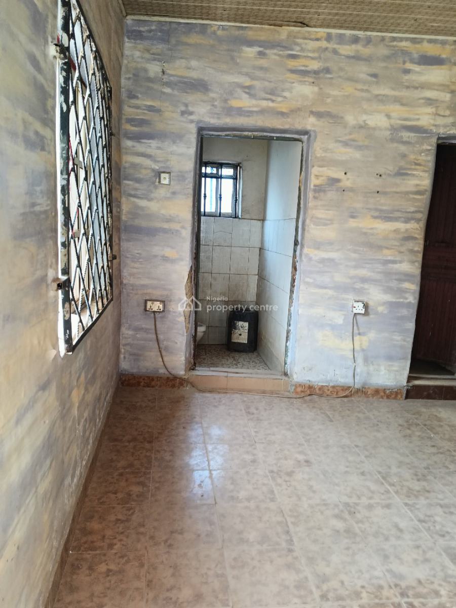 Standard Self-contain, Guidna Opposite Nysc Junction Off Kubwa Express Way, Kubwa, Abuja, Self Contain (single Rooms) for Rent