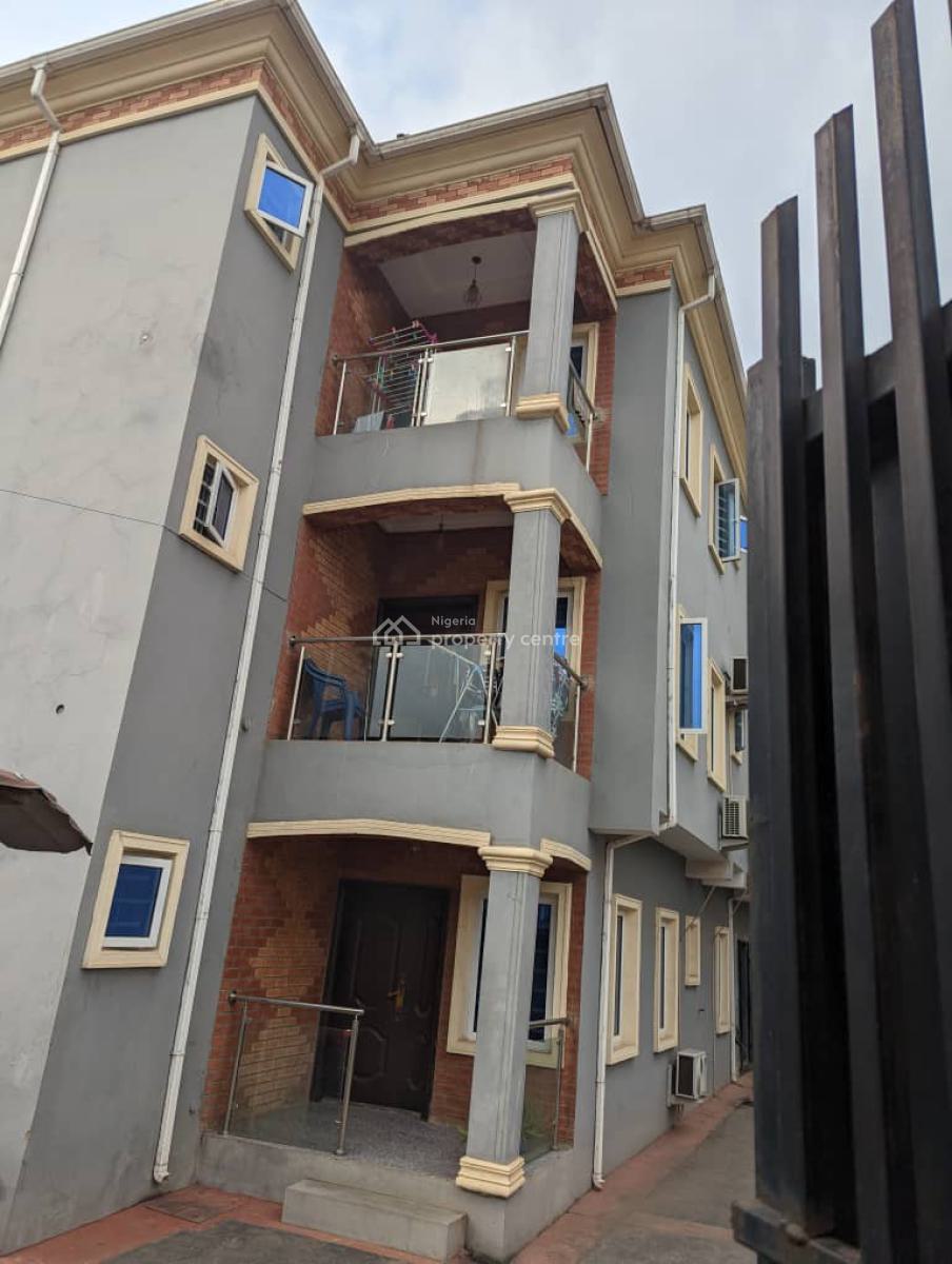 Self Serviced, Well Finished Flat, Scheme 2 Gate, Magodo, Lagos, Flat / Apartment for Sale