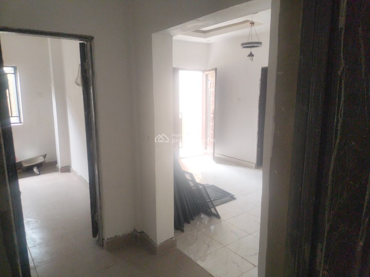 Sharp 2 Bedroom Flat, Ketu Alapere Accesible to 3 Major Bustops, Ketu, Lagos, Flat / Apartment for Rent