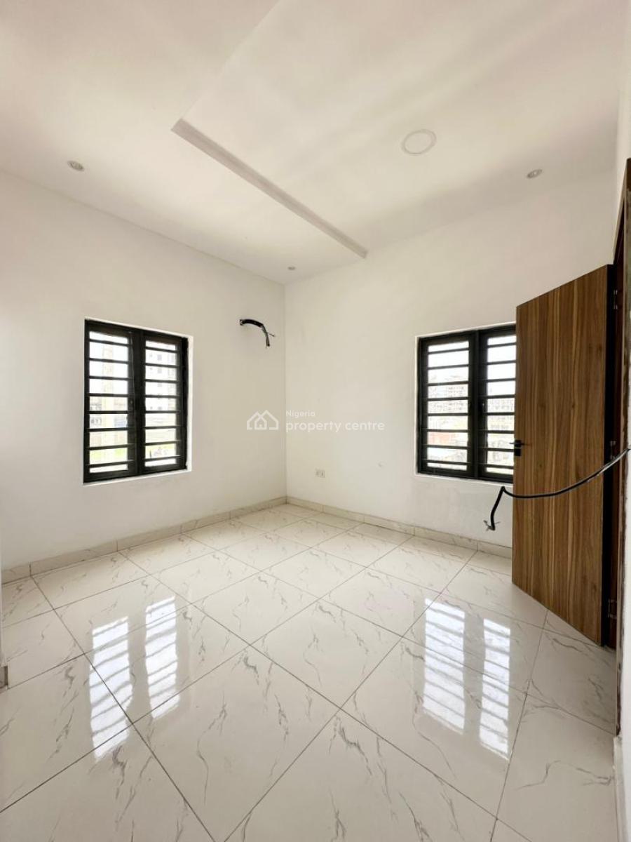 2 Bedroom Apartment, Lekki Phase 1, Lekki, Lagos, Flat / Apartment for Rent