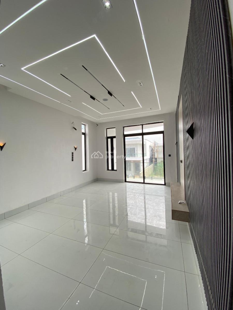 5 Bedroom Fully Detached House, Ajah, Lagos, Detached Duplex for Sale