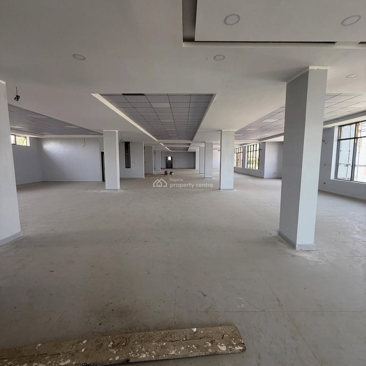 4 Storey Building Officr Space, Each Floor Sitting on 1,040 Sqm Size, Lugbe District, Abuja, Office Space for Sale