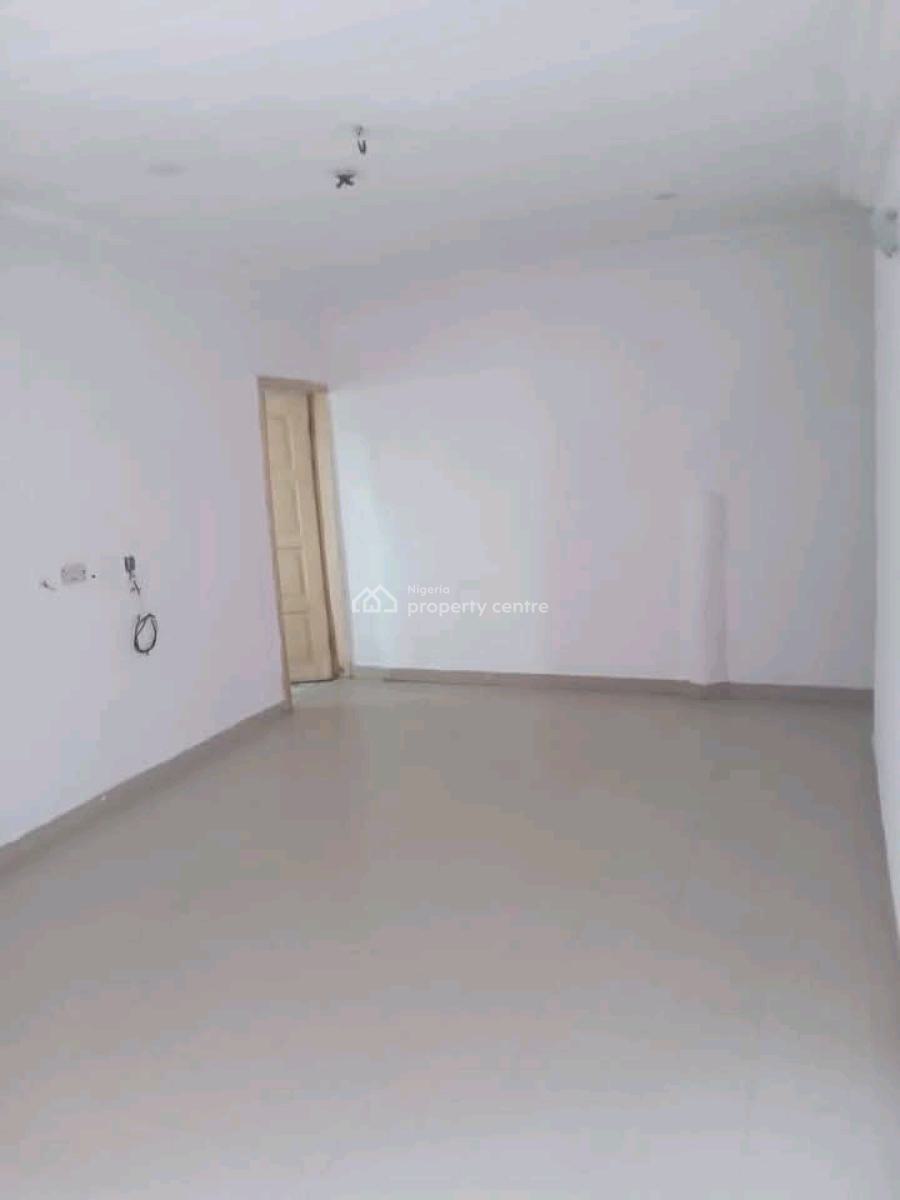 Neat 2bedrooms Flat, United Estate, Ajah, Lagos, Flat / Apartment for Rent