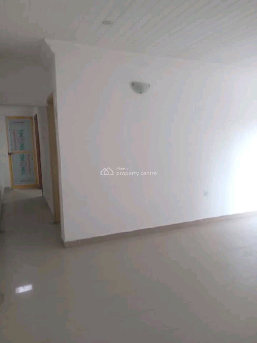 Neat 2bedrooms Flat, United Estate, Ajah, Lagos, Flat / Apartment for Rent