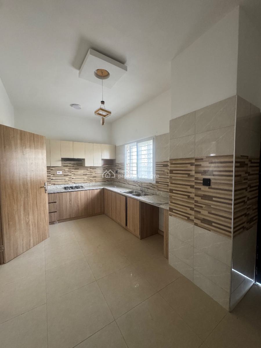 2 Bedroom Maisonette Duplex, Mobile Road Ilaje, Ajah, Lagos, House for Rent