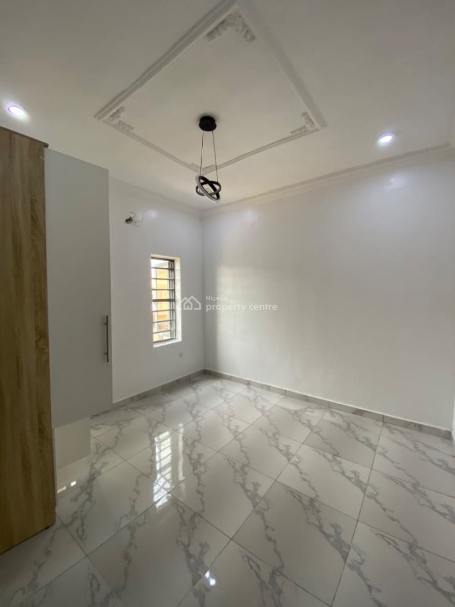 an Executive One Bedroom Flat, Good Crest Estate Sangotedo Besides Blenco Mall Ajah, Lekki, Lagos, Mini Flat (room and Parlour) for Rent