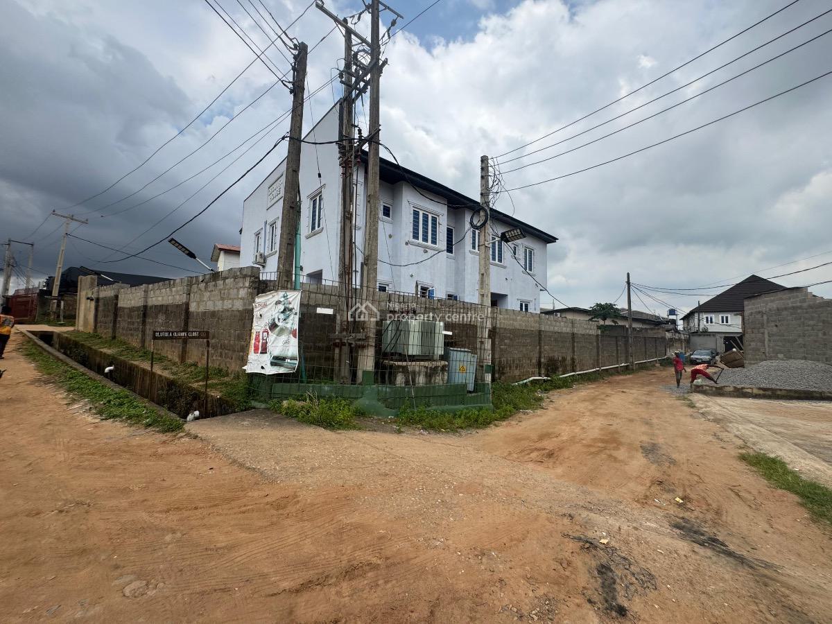 a Perfect Dry Corner Peice Land Measuring 650sqm Fenced and Gated, Secured Estate in Magodo Phase 1, Magodo, Lagos, Land for Sale
