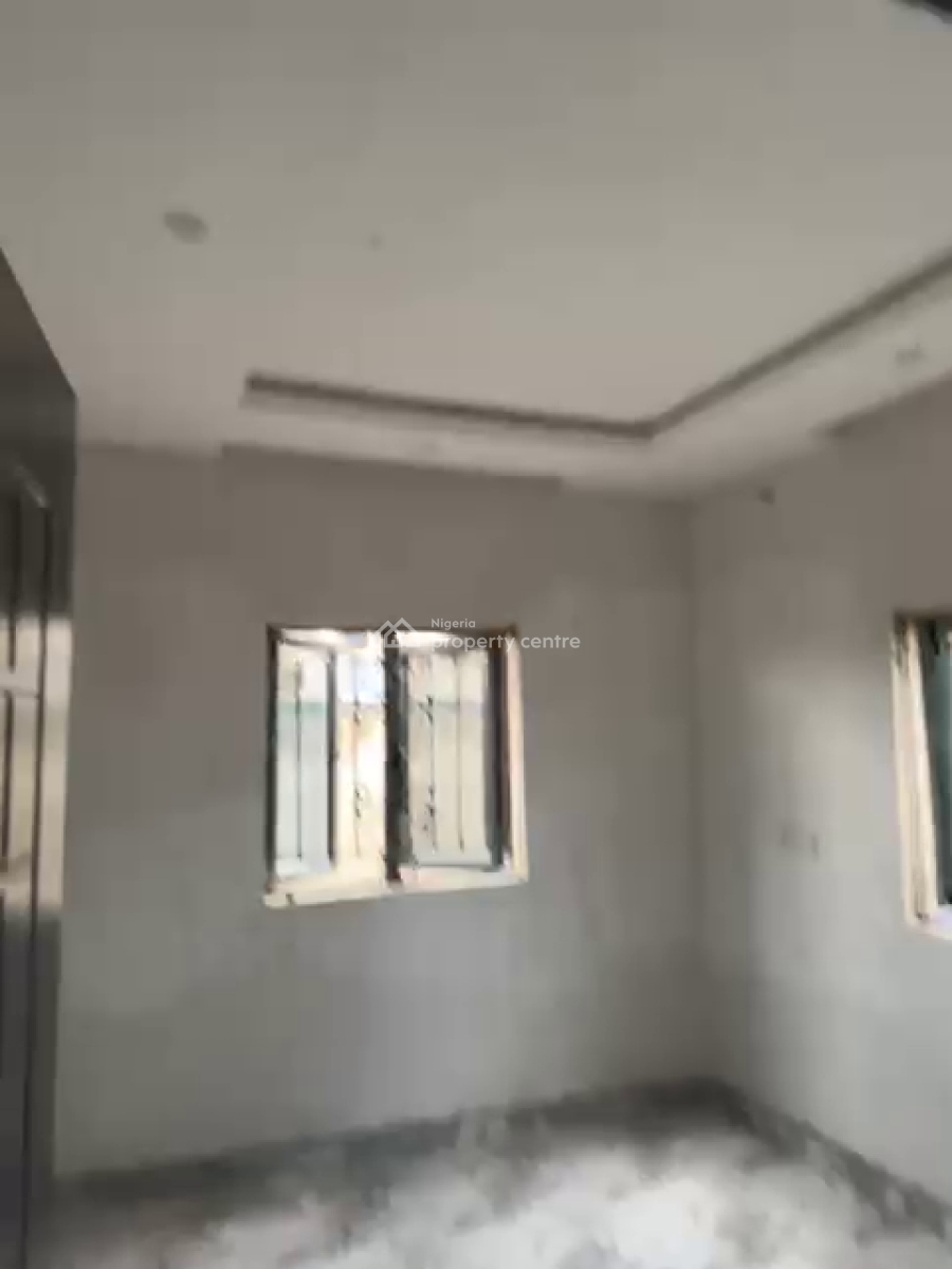 Semi-detached 4bedroom Duplex, Shagari Estate, Ipaja, Lagos, Semi-detached Duplex for Sale