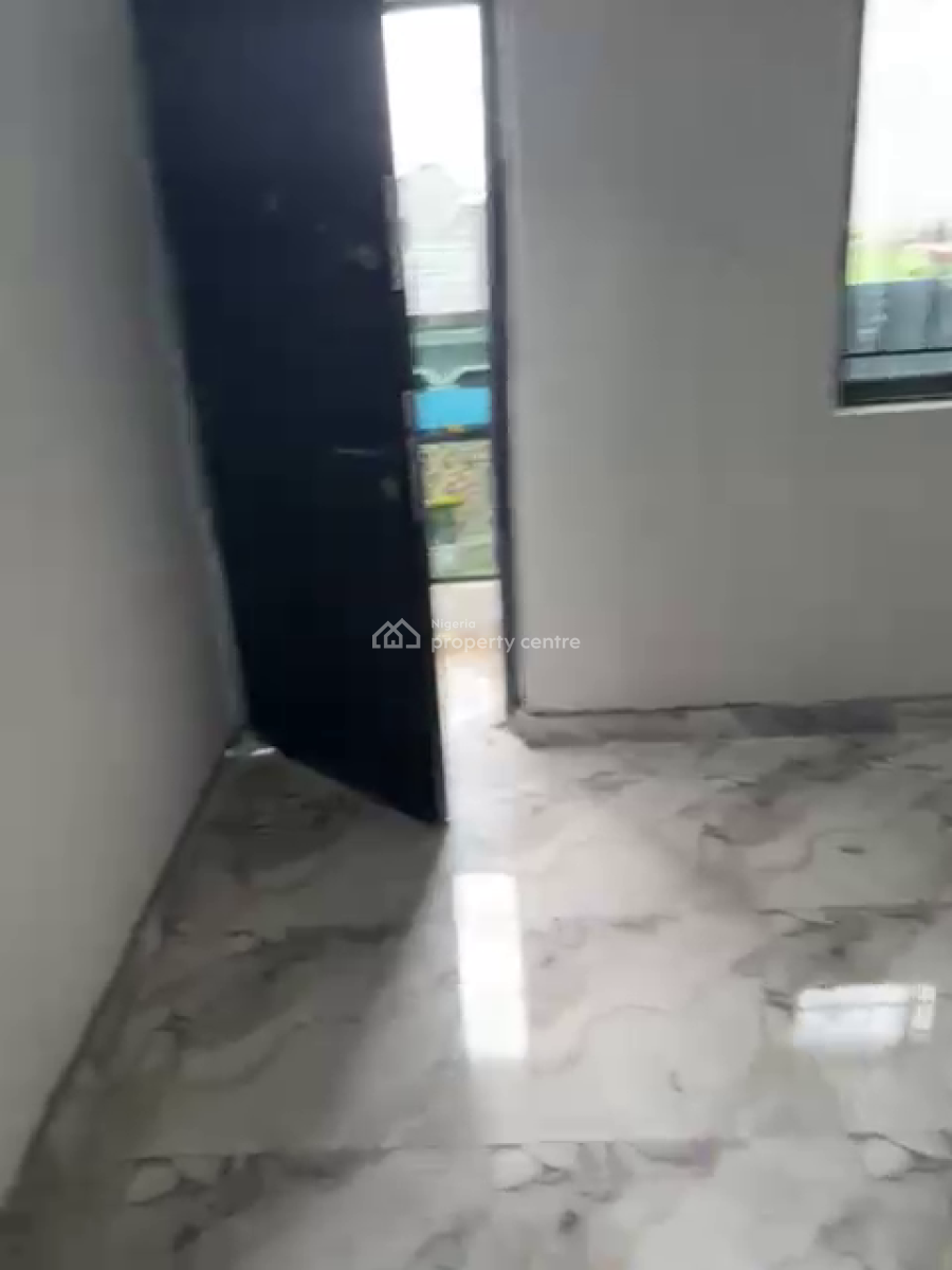 Semi-detached 4bedroom Duplex, Shagari Estate, Ipaja, Lagos, Semi-detached Duplex for Sale