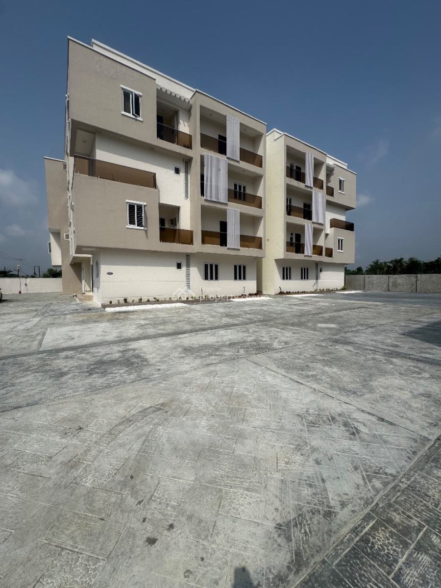 3 Bedroom Apartment, Mobile Road, Ilaje, Ajah, Lagos, Flat / Apartment for Rent