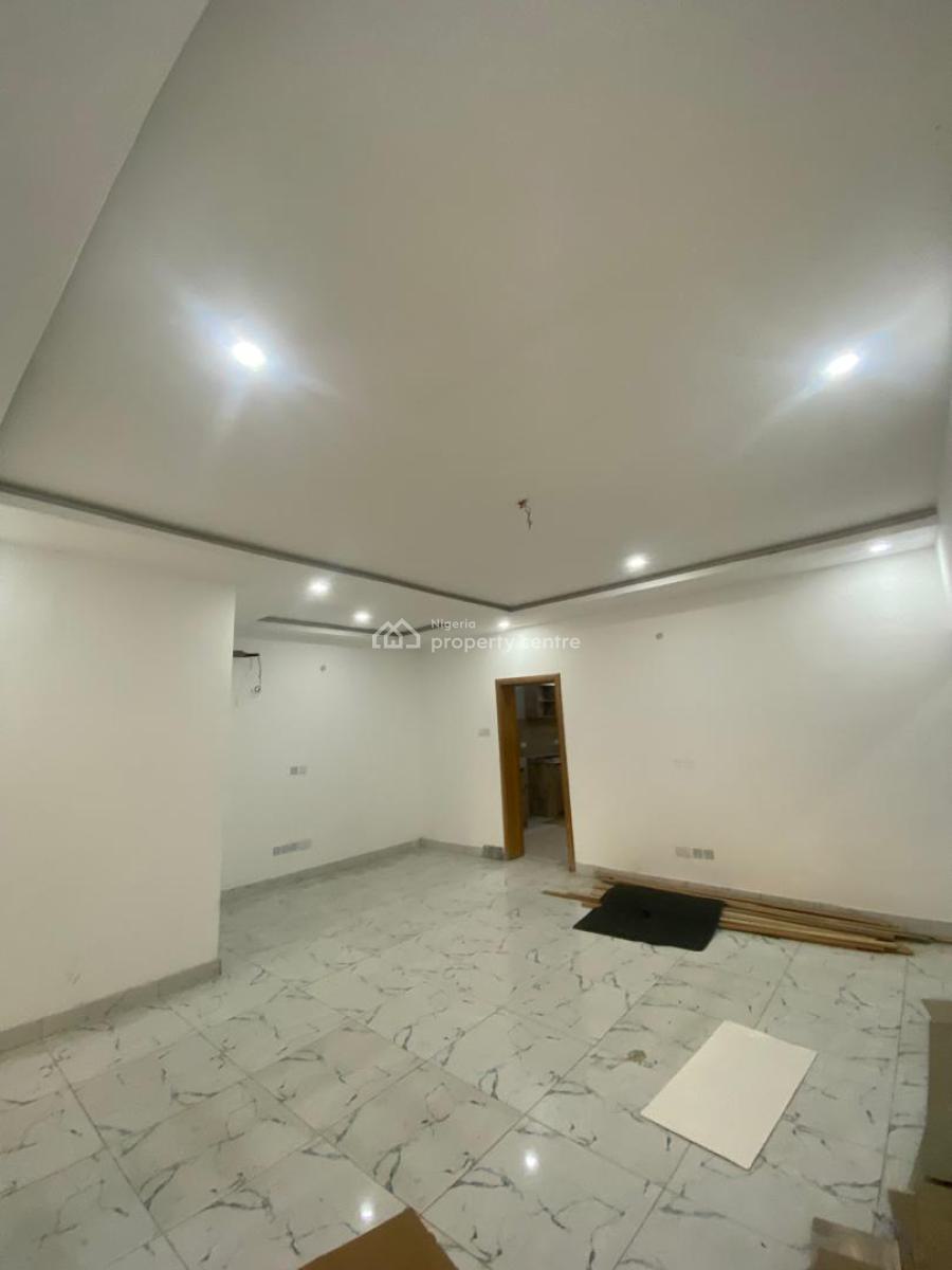 an Executive Three Bedroom Flat, Meadow Grace Estate Ogombo, Ogombo Road,off Abraham Adesanya Ajah, Lekki, Lagos, Flat / Apartment for Rent