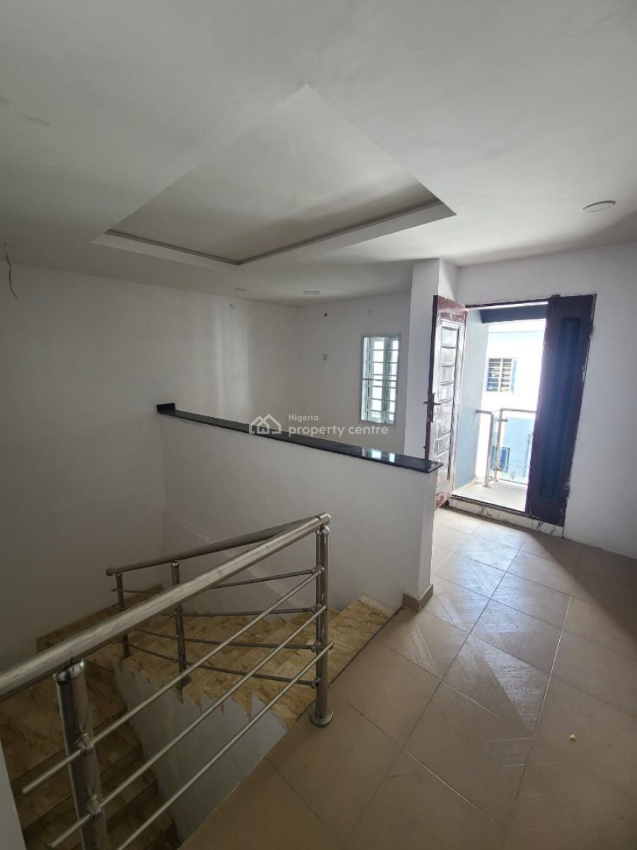 4bedroom Terrace Duplex with Prepaid Meter, Lakowe Golf Area, Ibeju Lekki, Lagos, Terraced Duplex for Rent