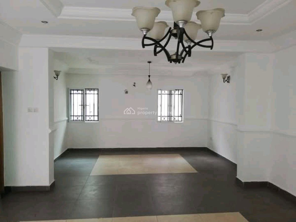 Neat and Well Maintained 4 Bedroom Terraced, Ikota Villa, Lekki Expressway, Lekki, Lagos, Terraced Duplex for Rent