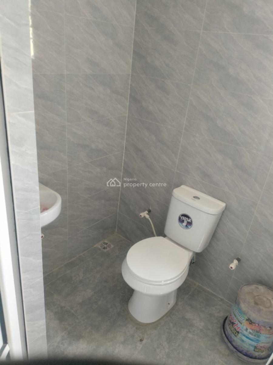 Sharp Mini Flat in a Good and Gated Neighborhood, Ketu Alapere in a Serene Neighborhood Accessible to The Bustop, Alapere, Ketu, Lagos, Mini Flat (room and Parlour) for Rent