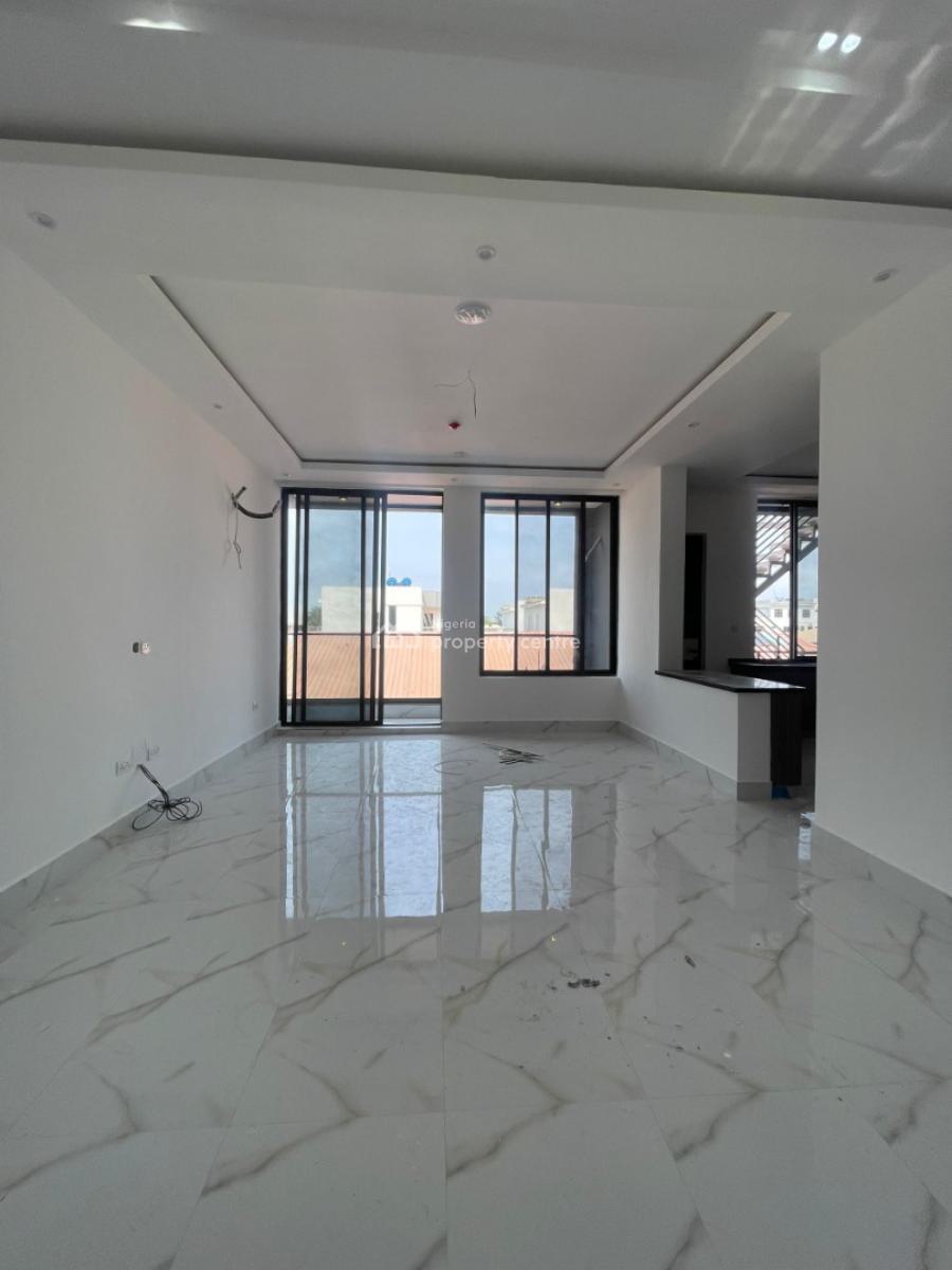 3 Bedroom Flat with Gym and Swimming Pool, Lekki Phase 1, Lekki, Lagos, Flat / Apartment for Rent