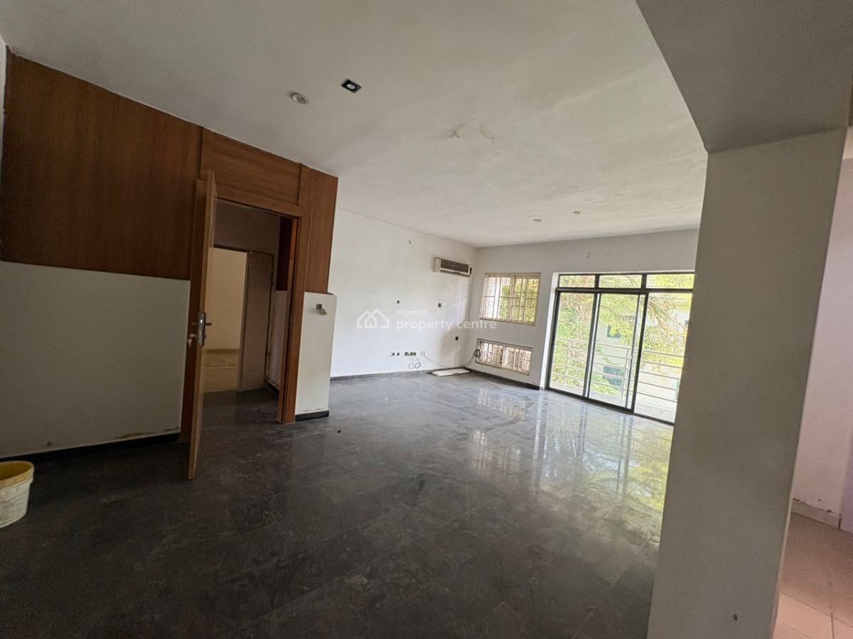 Spacious 2 Bedroom, Maitama District, Abuja, Flat / Apartment for Rent