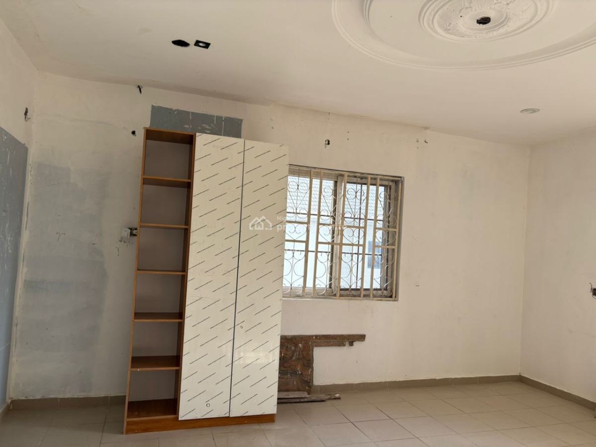 Spacious 2 Bedroom, Maitama District, Abuja, Flat / Apartment for Rent