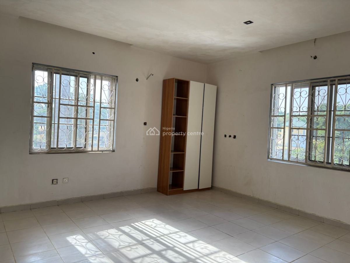 Spacious 2 Bedroom, Maitama District, Abuja, Flat / Apartment for Rent