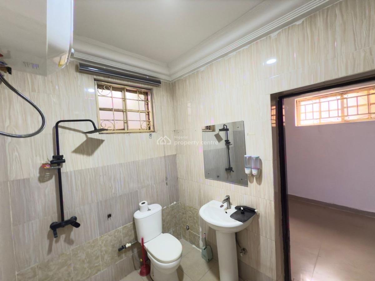 Spacious 1 Bedroom, Maitama District, Abuja, Flat / Apartment for Rent