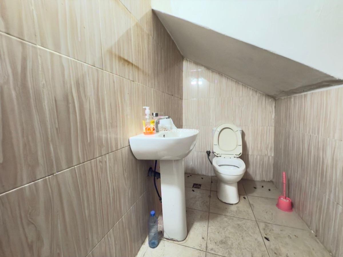 Spacious 1 Bedroom, Maitama District, Abuja, Flat / Apartment for Rent