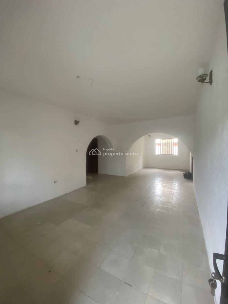 Spacious and Standard 3bedroom Apartment, Thomas Estate Close to The Express, Ajah, Lagos, Flat / Apartment for Rent