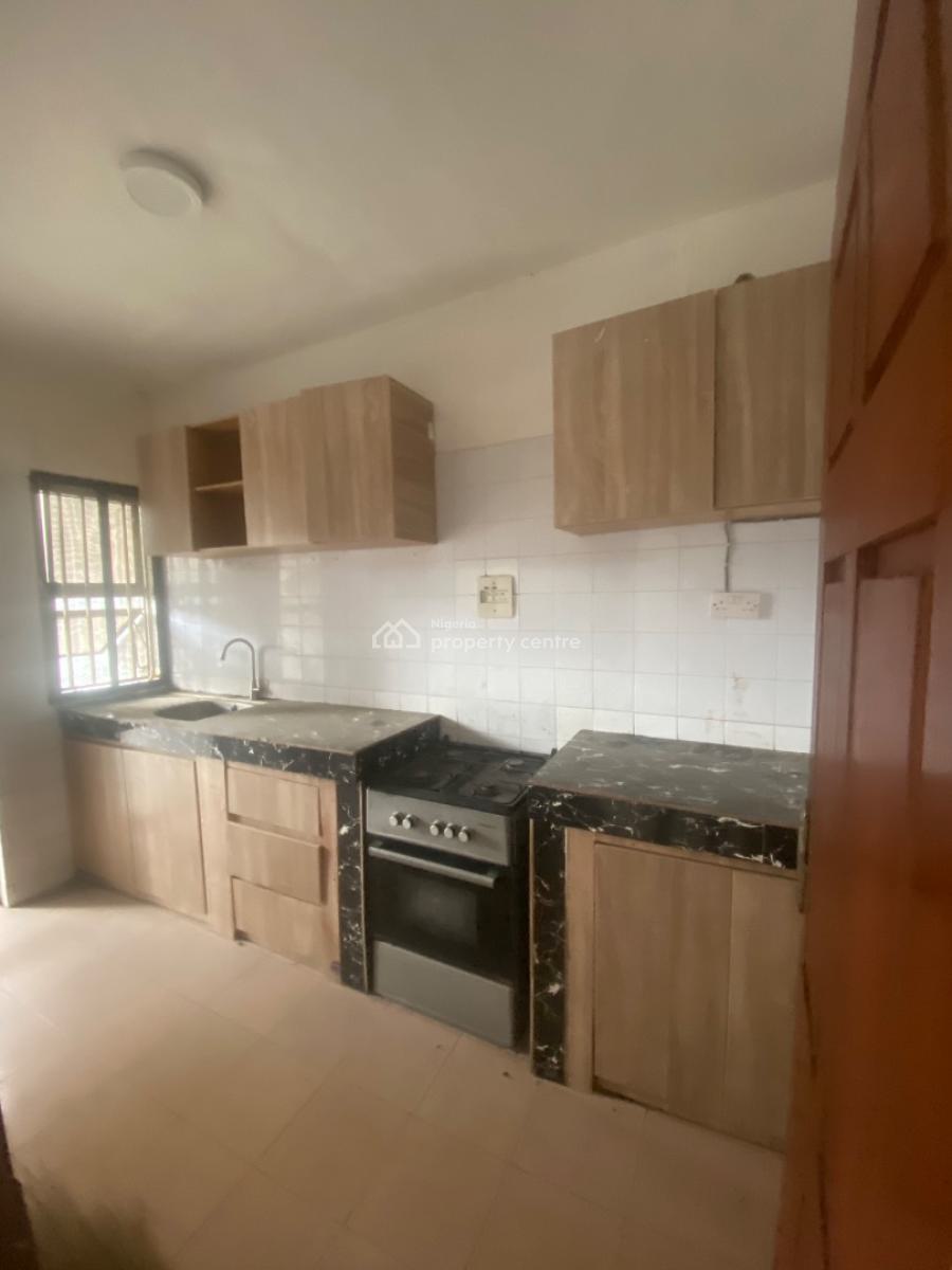 Spacious and Standard 3bedroom Apartment, Thomas Estate Close to The Express, Ajah, Lagos, Flat / Apartment for Rent