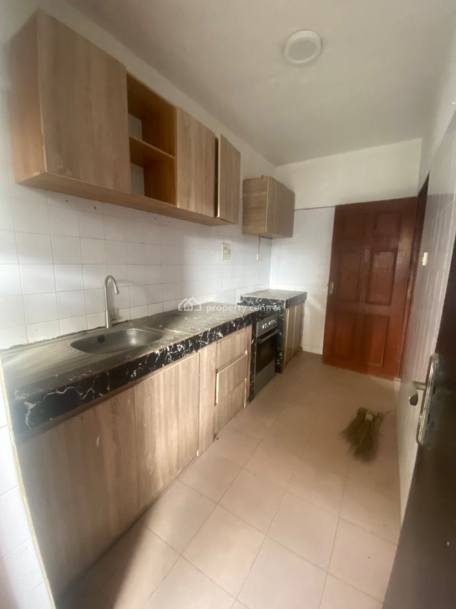 Spacious and Standard 3bedroom Apartment, Thomas Estate Close to The Express, Ajah, Lagos, Flat / Apartment for Rent