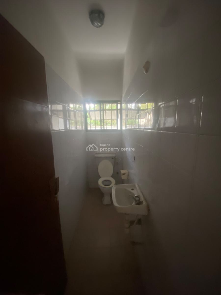 Spacious and Standard 3bedroom Apartment, Thomas Estate Close to The Express, Ajah, Lagos, Flat / Apartment for Rent