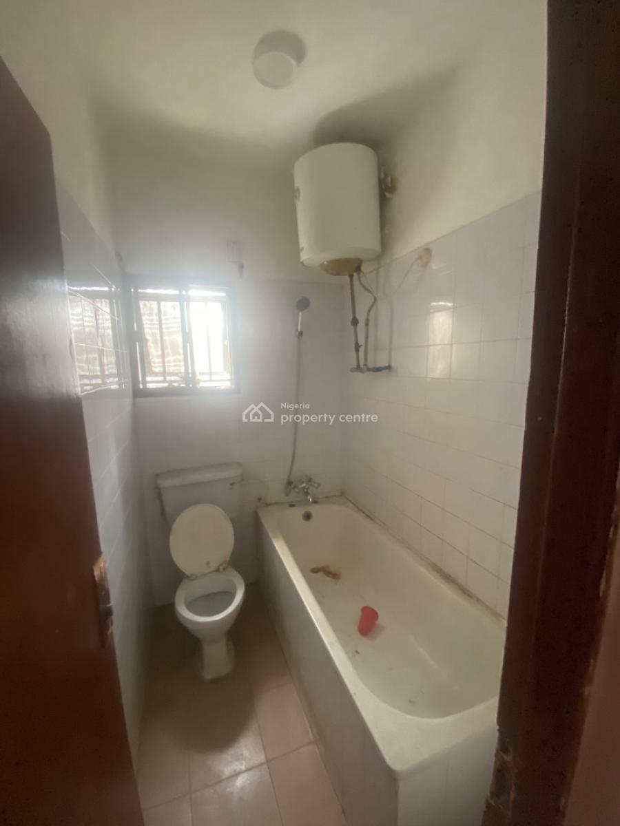 Spacious and Standard 3bedroom Apartment, Thomas Estate Close to The Express, Ajah, Lagos, Flat / Apartment for Rent