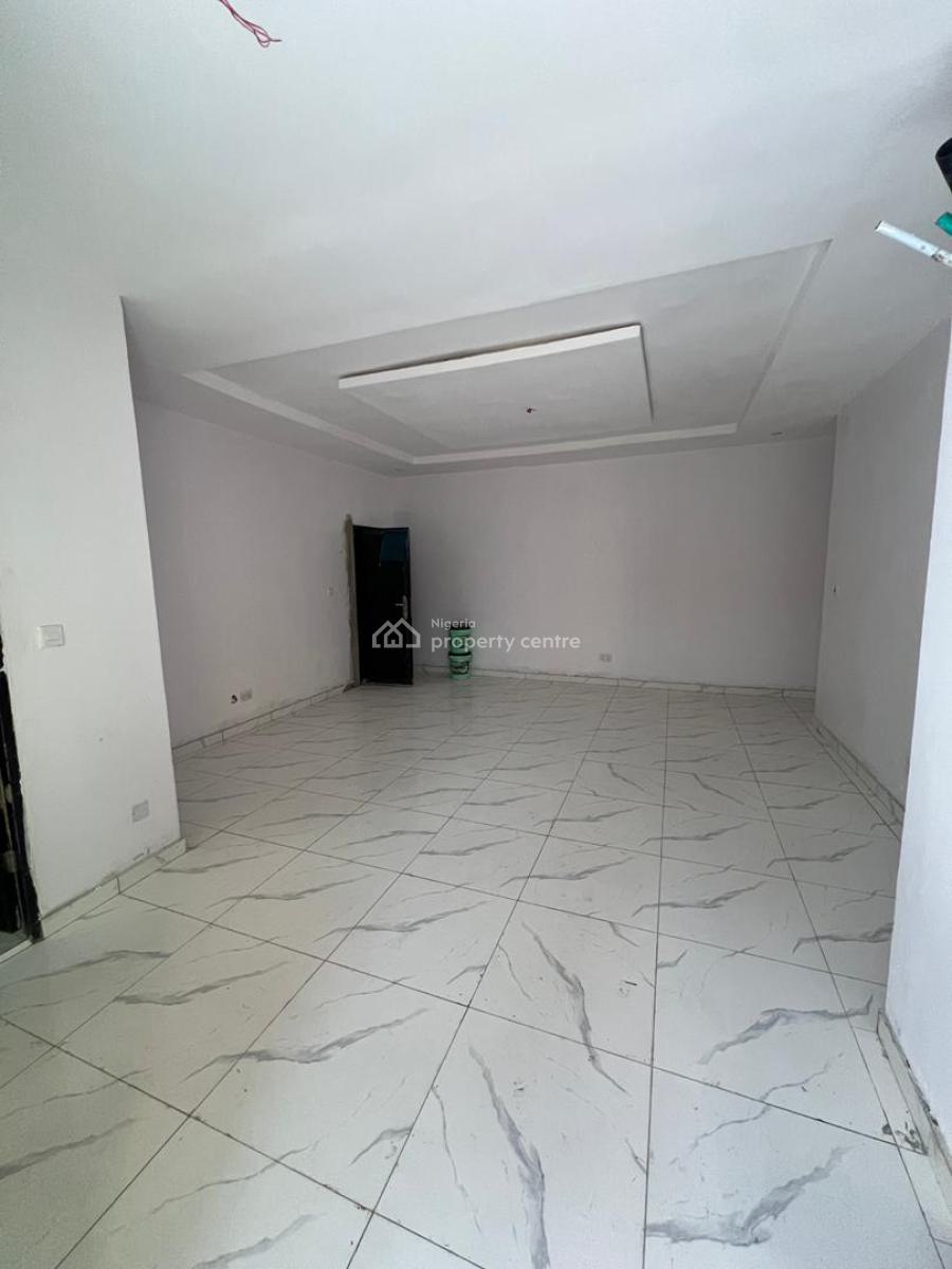 Large and Spacious 3bed in a Secured Area, Off Nike Art Gallery , Ikate Lekki, Lekki, Lagos, Flat / Apartment for Rent