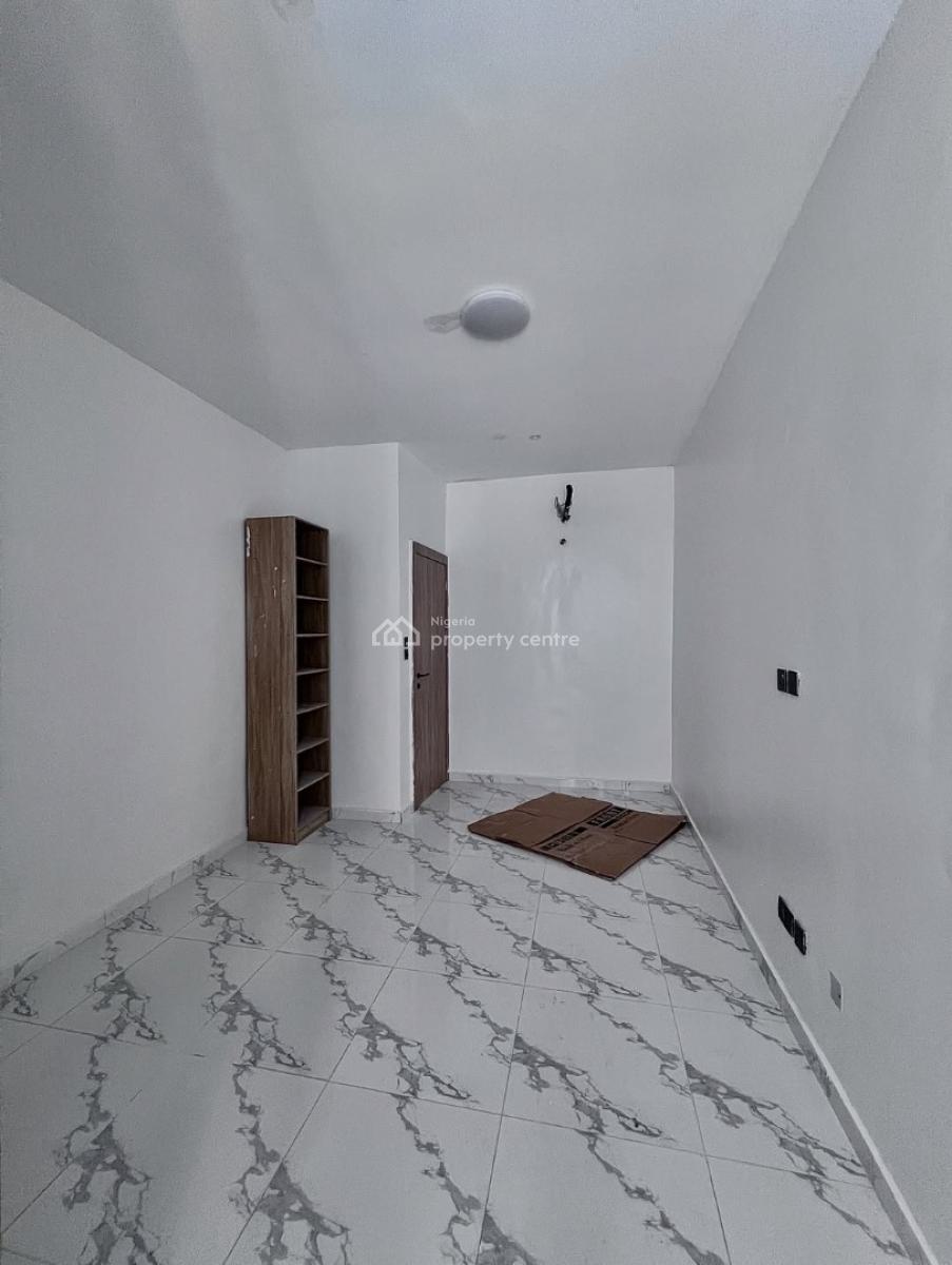 Exquisitely Built 2 Bedroom Apartment with Swimming Pool and Gym House, Orchid, Lekki, Lagos, Flat / Apartment for Sale