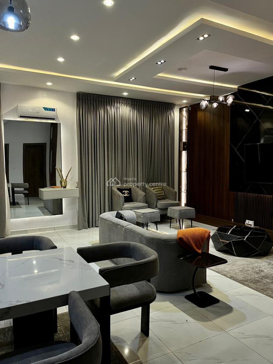 a Luxurious 4bedroom Duplex with Snooker, Ologolo, Lekki, Lagos, Flat / Apartment Short Let