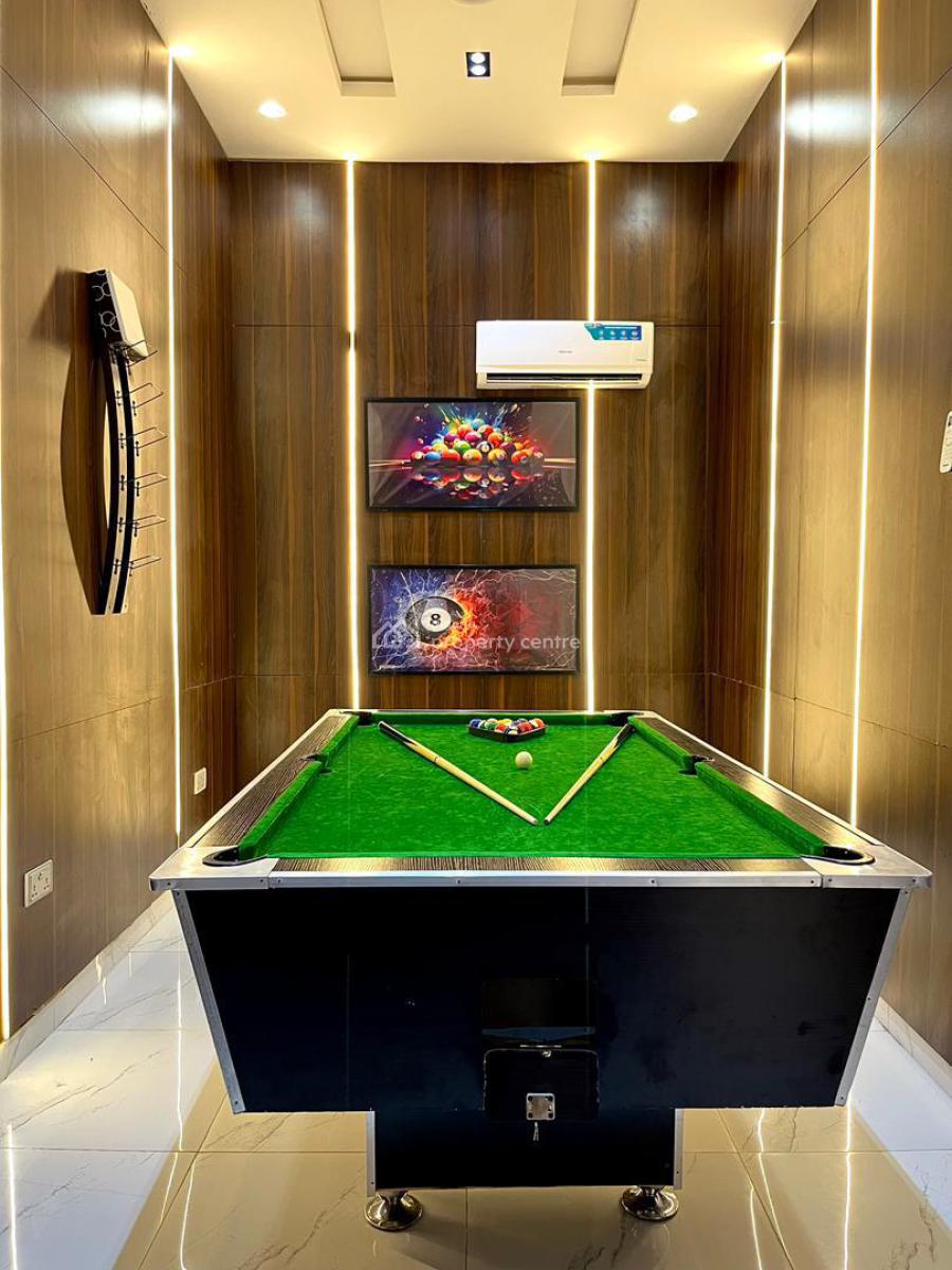 a Luxurious 4bedroom Duplex with Snooker, Ologolo, Lekki, Lagos, Flat / Apartment Short Let