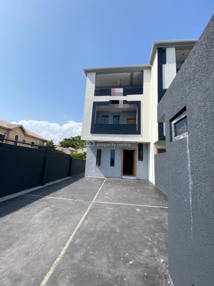 a Beautifully Built 5 Bedroom Semi Detached Duplex, Lekki Phase 1, Lekki, Lagos, Semi-detached Duplex for Sale