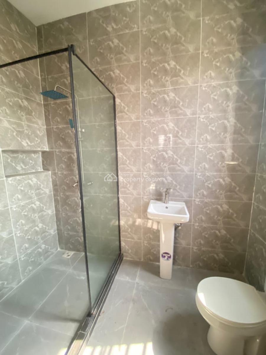 a Beautifully Built 5 Bedroom Semi Detached Duplex, Lekki Phase 1, Lekki, Lagos, Semi-detached Duplex for Sale