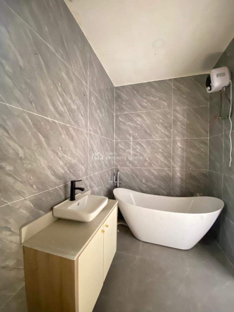 a Beautifully Built 5 Bedroom Semi Detached Duplex, Lekki Phase 1, Lekki, Lagos, Semi-detached Duplex for Sale