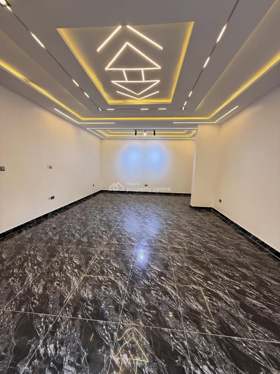 Luxurious 3 Bedroom Spacious Serviced Apartment,2 Living Rooms,bq, Serene Neighborhood, Wuye, Abuja, Flat / Apartment for Rent