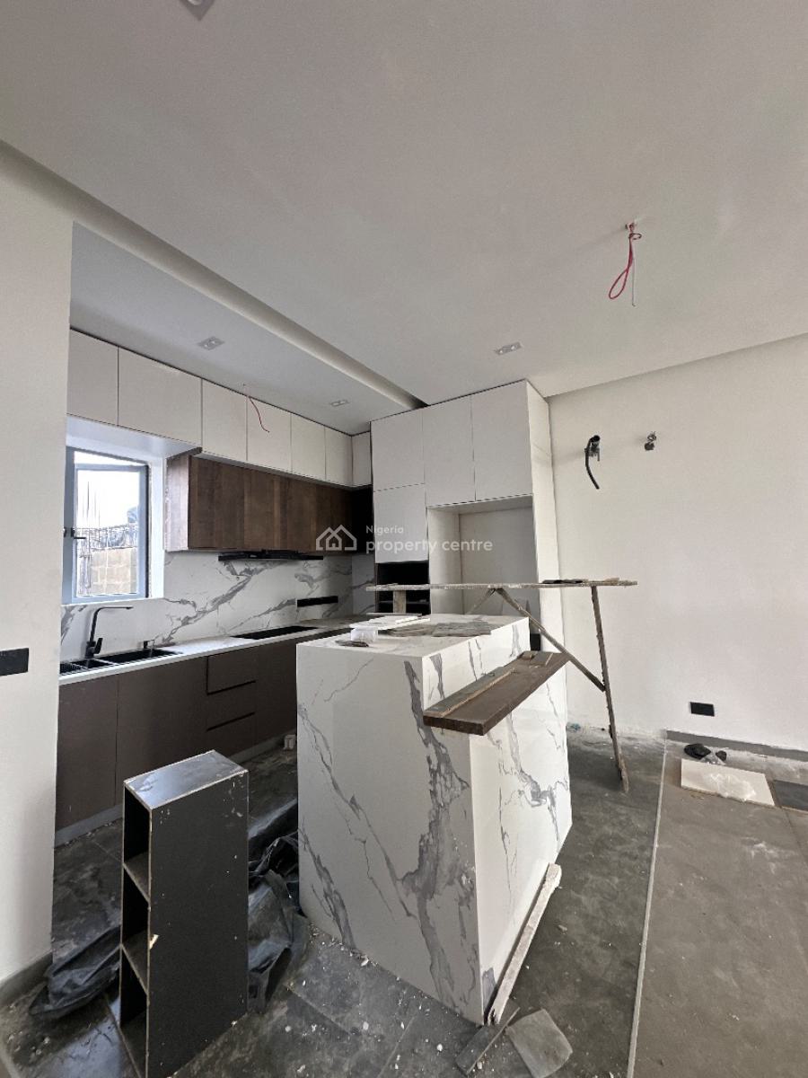 4/3 Bedrooms Terraced  Self Compand Duplex Available, Lekki Phase 1, Lekki, Lagos, Terraced Duplex for Sale