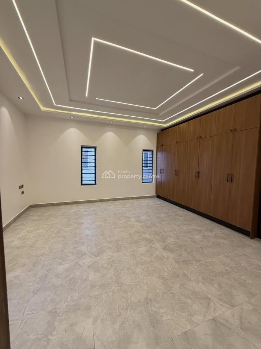 Luxurious 3 Bedroom Spacious and Serviced Apartment,2 Living Rooms,bq, Wuye, Abuja, Flat / Apartment for Rent