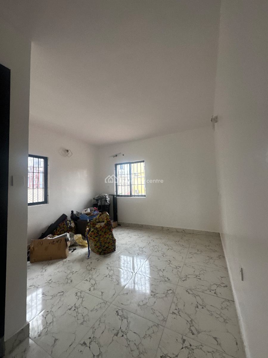 3bedrooms Semi Detached Duplex Available, Orchid Road, Lekki, Lagos, Semi-detached Duplex for Rent