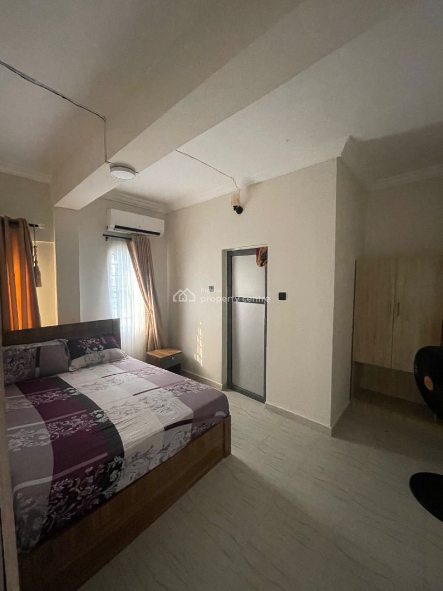 2bedroom Shot Let Apartment En-suite with Visitor Toilet, Off Kilo, Surulere, Lagos, Flat / Apartment Short Let