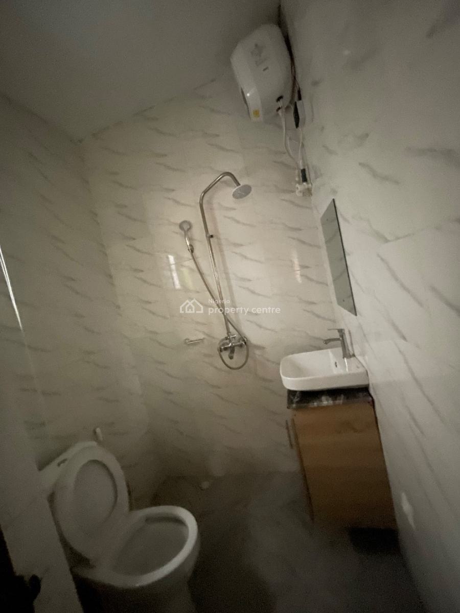 2bedroom Shot Let Apartment En-suite with Visitor Toilet, Off Kilo, Surulere, Lagos, Flat / Apartment Short Let