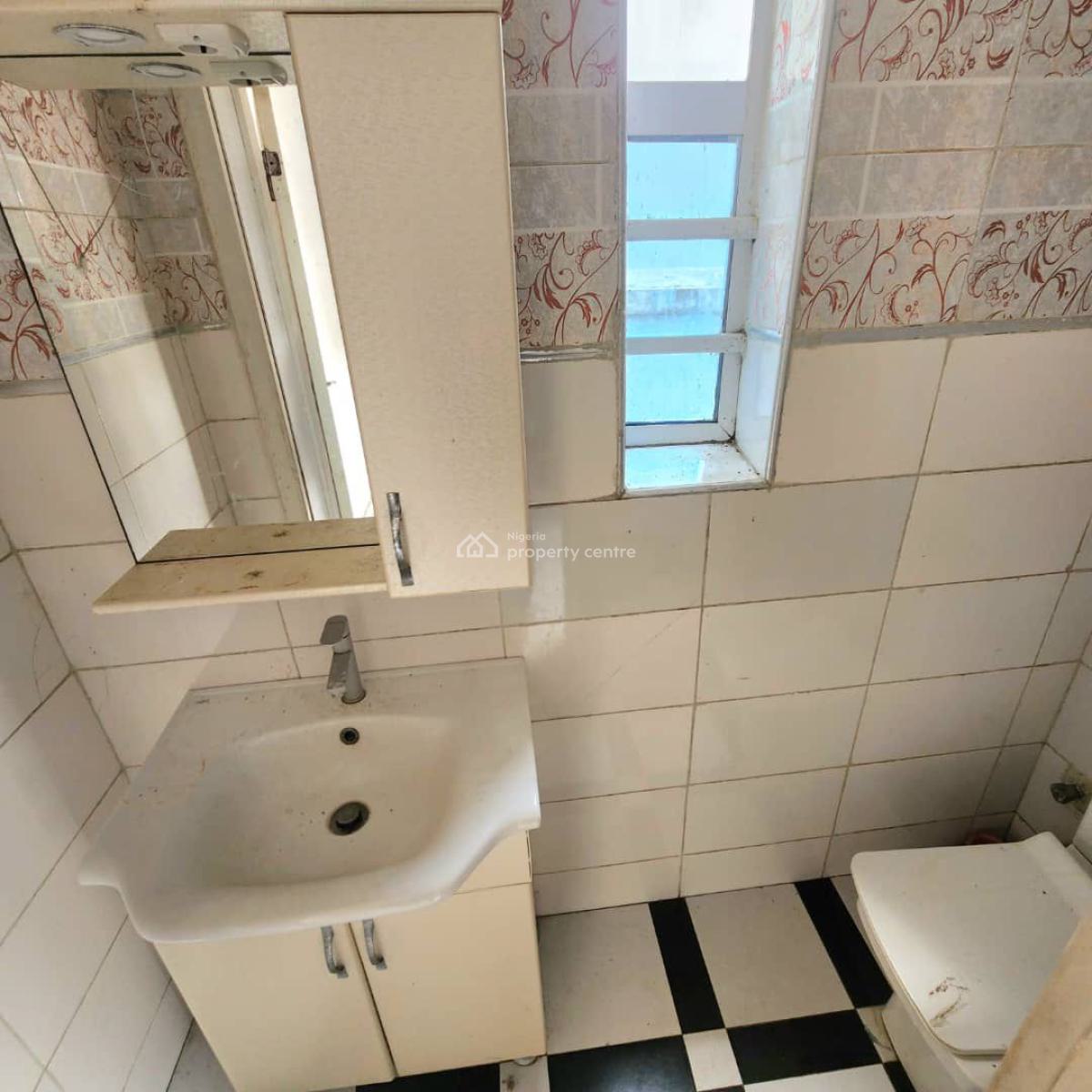 Fully Renovated Studio Room Available, Ikota, Lekki Expressway, Lekki, Lagos, Flat / Apartment for Rent