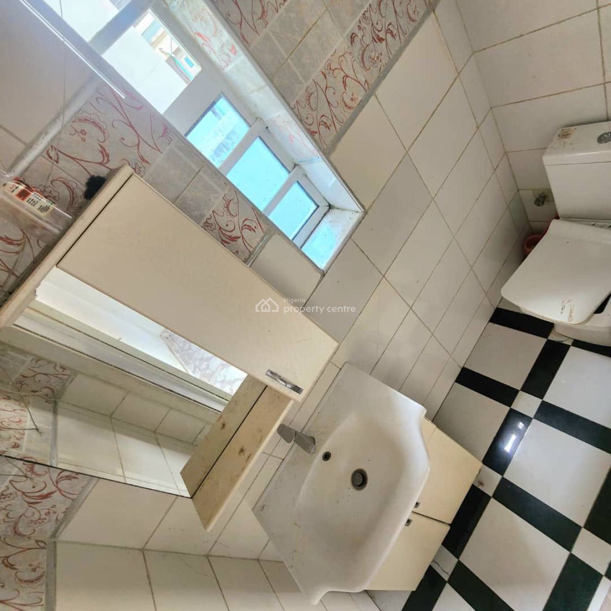 Fully Renovated Studio Room Available, Ikota, Lekki Expressway, Lekki, Lagos, Flat / Apartment for Rent