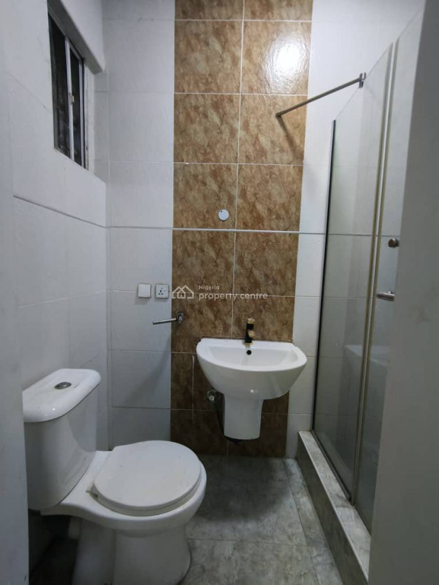 Luxury Spacious Well Remodeled Modern Type Beautiful 5 Bedroom Fully D, Chevron, Lekki Lagos, Lekki, Lagos, Detached Duplex for Rent